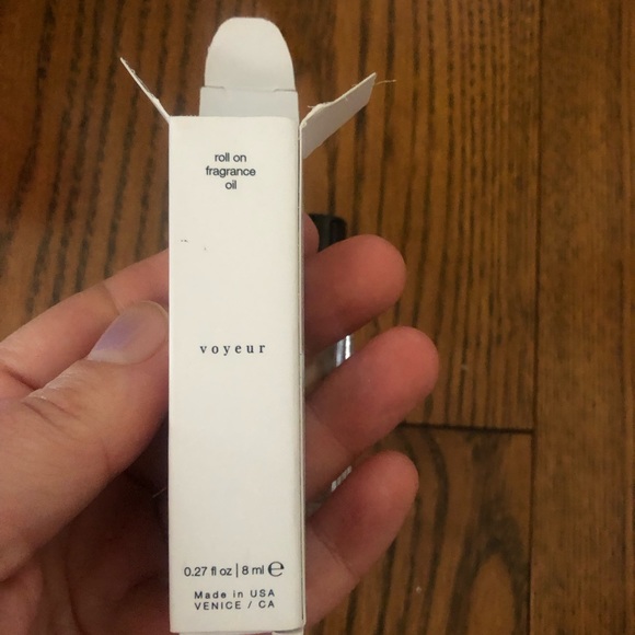 Riddle roll on fragrance oil in voyeur 8ml expires 12/2025 - Picture 3 of 10